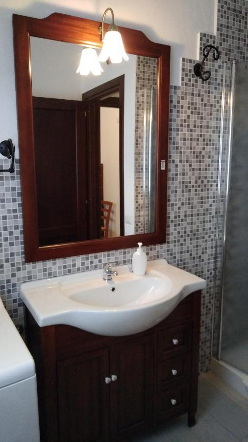 Casadelfaro Primo Piano 600Mt Dalla Spiaggia Olbia Extérieur photo