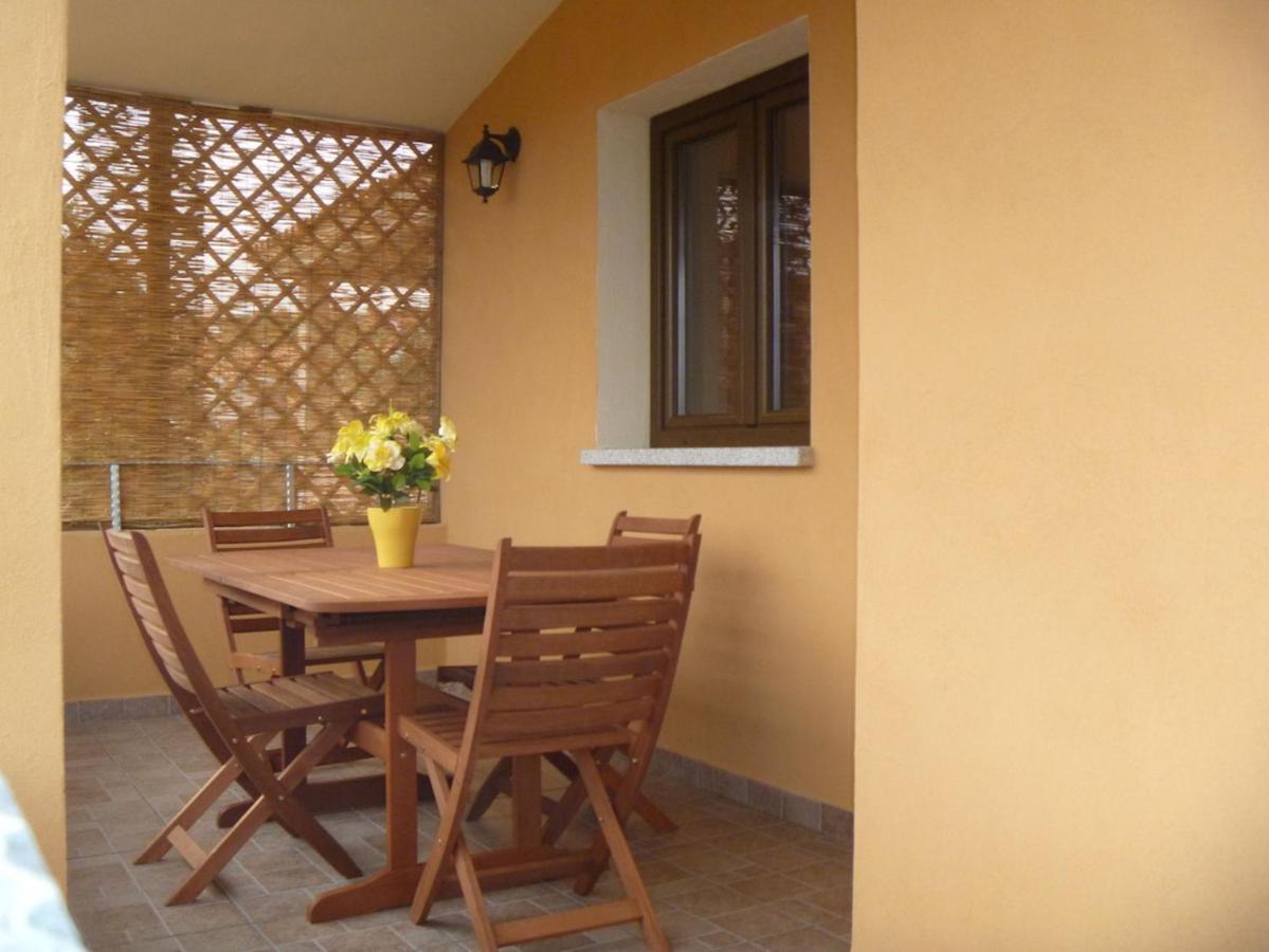 Casadelfaro Primo Piano 600Mt Dalla Spiaggia Olbia Extérieur photo